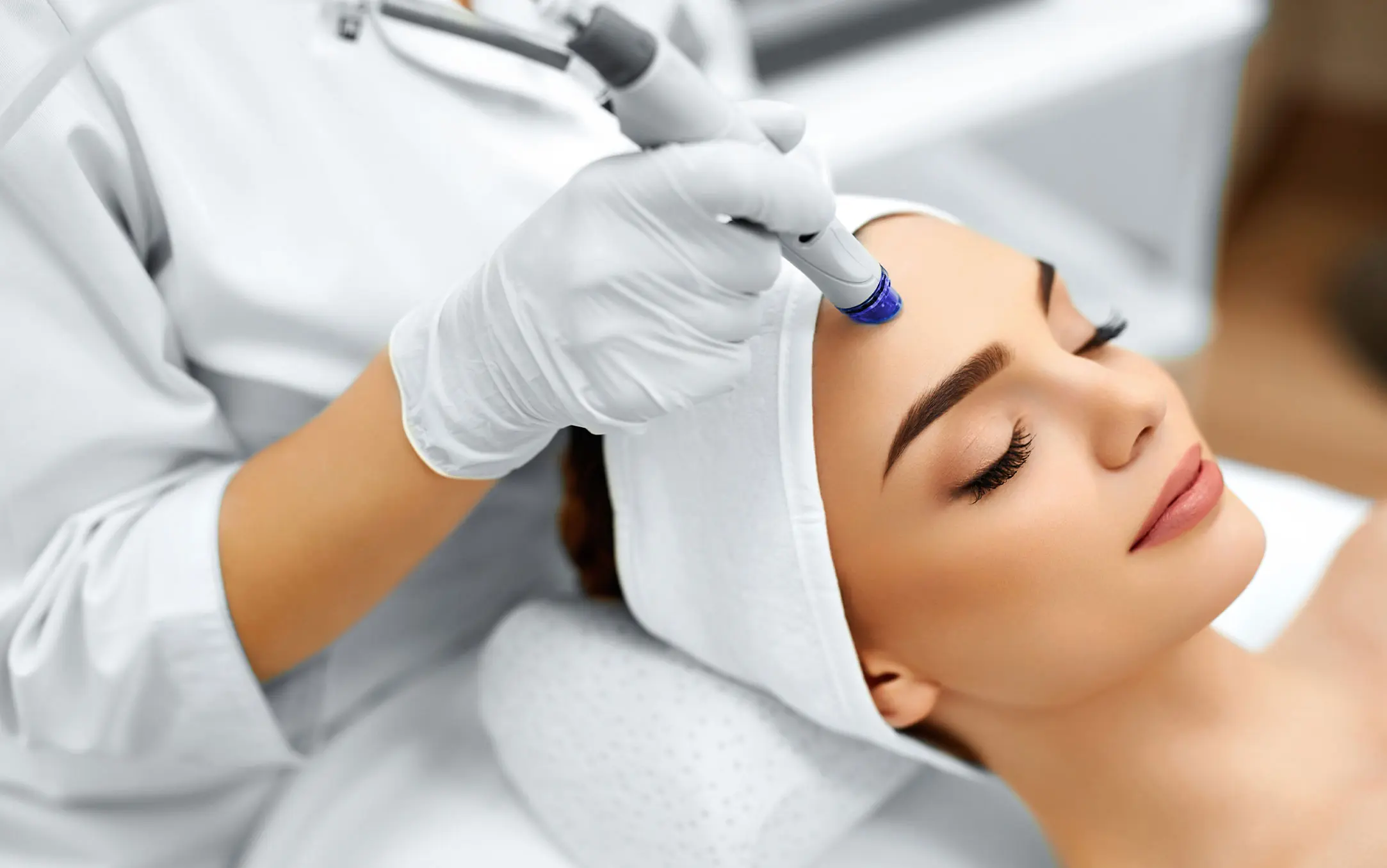 What Is Collagen Lift Therapy and How Can It Help Ageing, Loose Skin Llanelli?